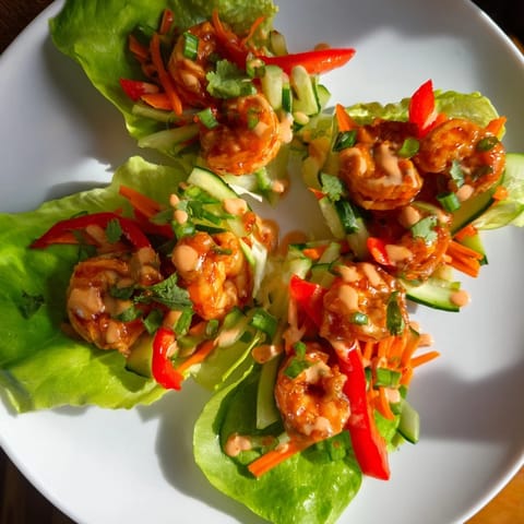 Spicy Shrimp Lettuce Cups